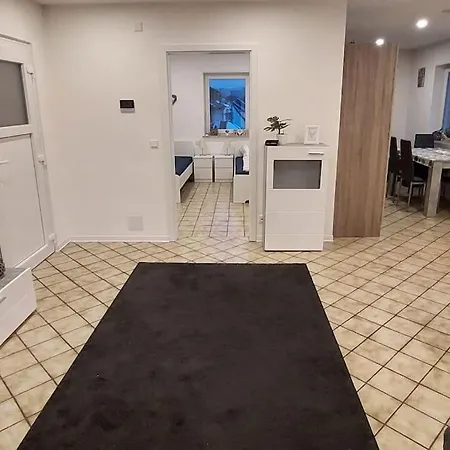 דירה Ferien-/monteurwohnung Im Odw. *