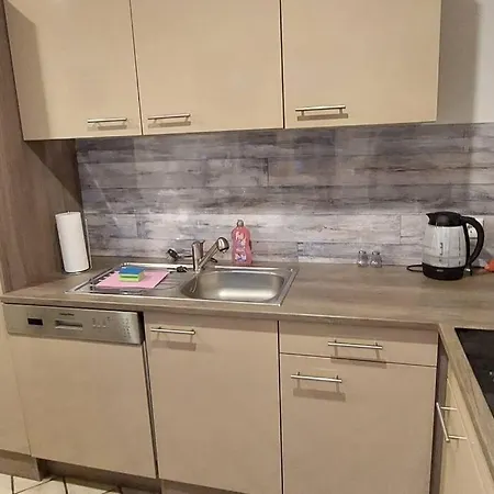 Apartment Ferien-/monteurwohnung Im Odw. Moerlenbach