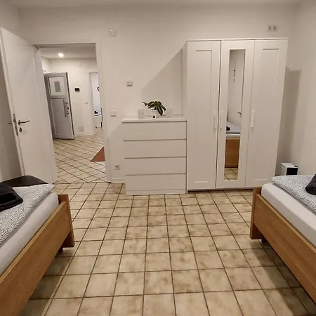 דירה Ferien-/monteurwohnung Im Odw. *